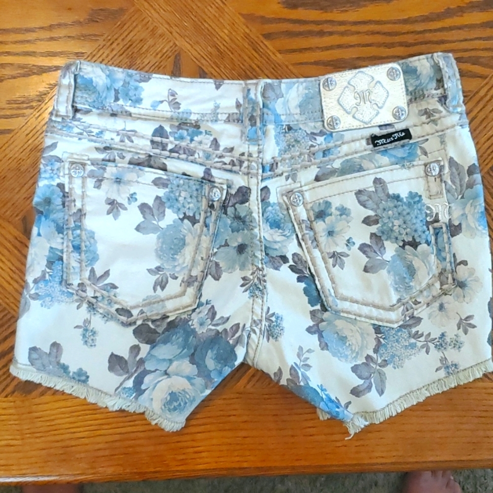 Miss me shorts